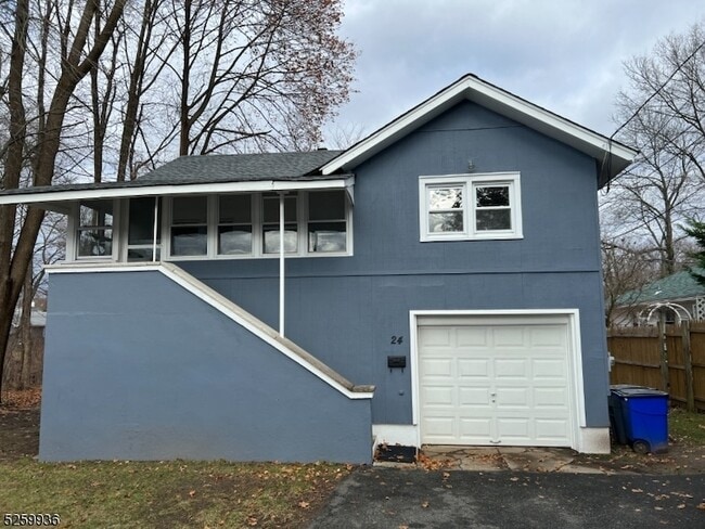 Primary Photo - 24 Righter Ave