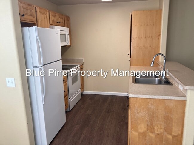 Building Photo - 133 Clubhouse Cir