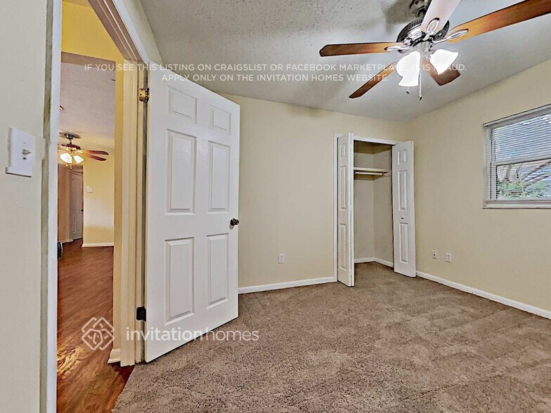 Building Photo - 7523 Dockside St