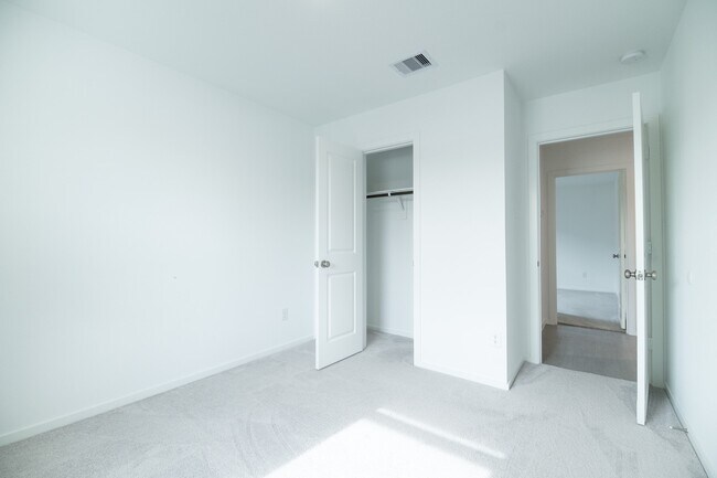 Building Photo - 18663 Scopello Dr