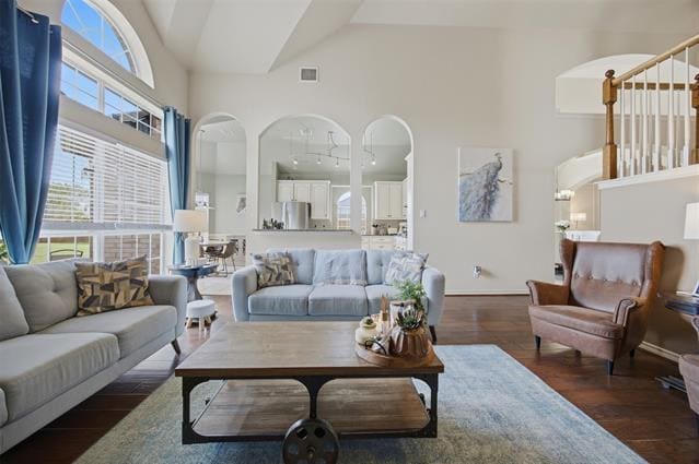 Building Photo - 607 Hilltop Dr