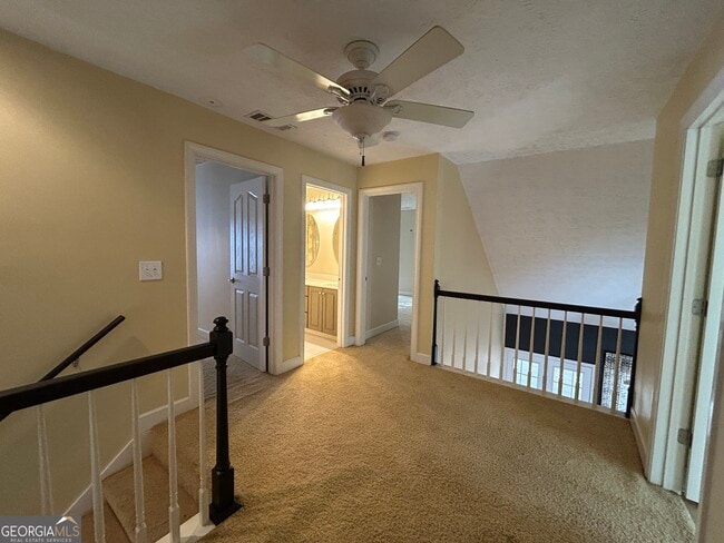 Building Photo - 111 Hanbury Ln