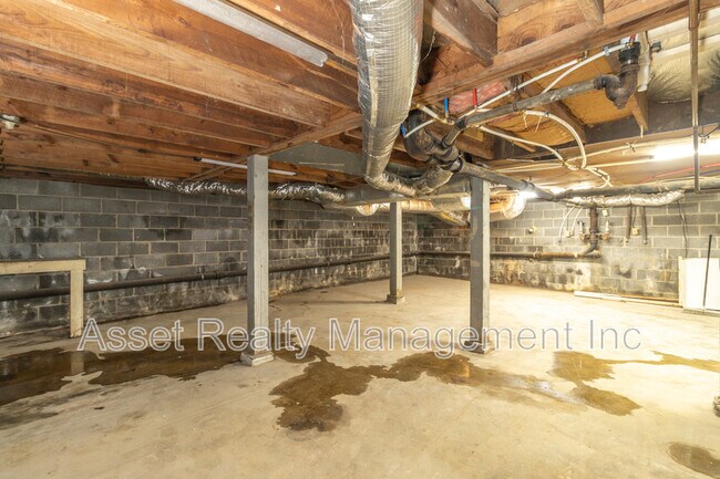 Building Photo - 4802 Inskip Rd