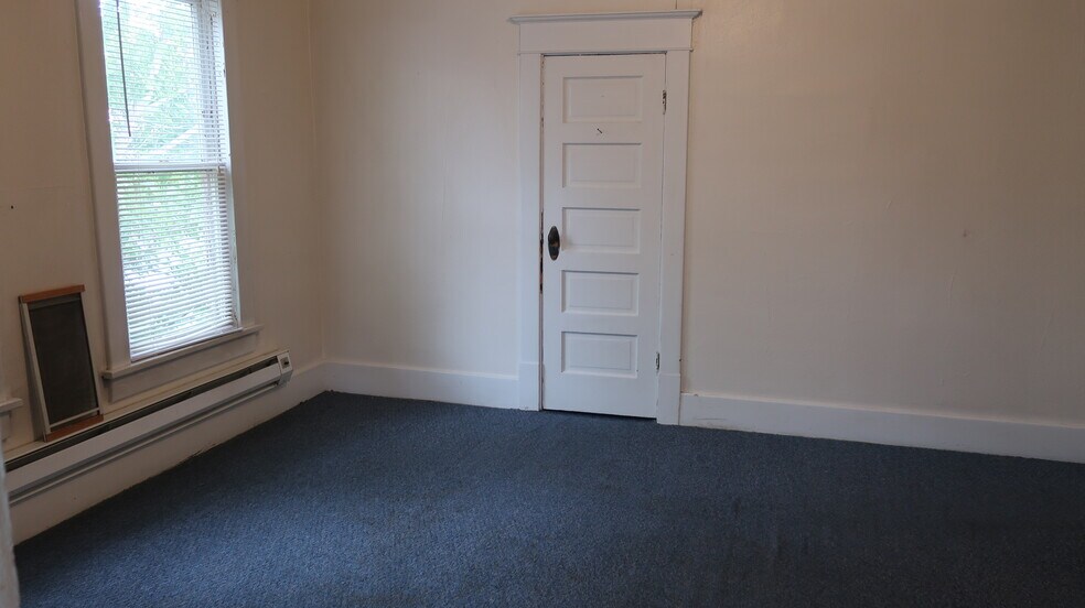 Building Photo - 500 Cascade St