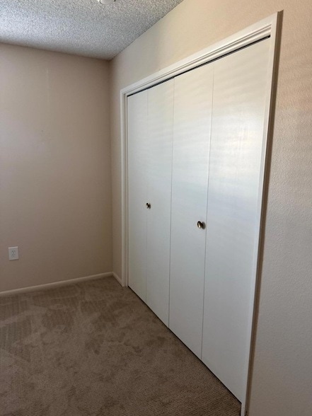 Building Photo - 9209 W Glen Oaks Cir N