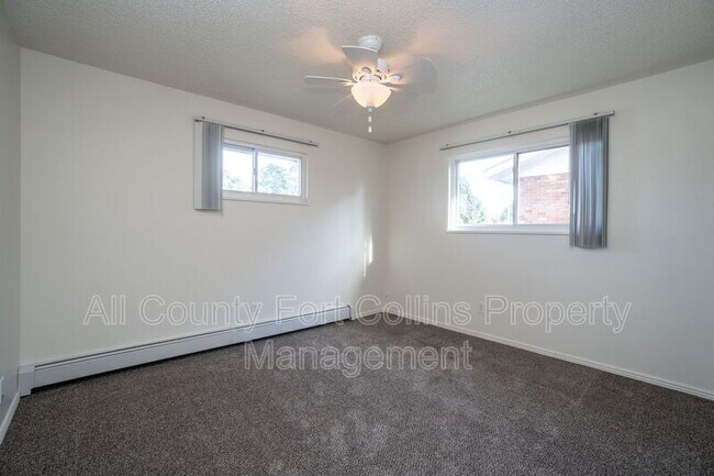 Building Photo - 1434 S Dotsero Dr