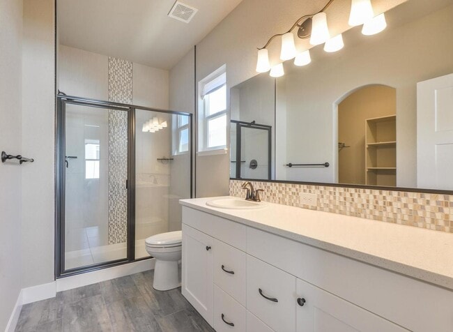 Building Photo - Beautiful 3 Bedroom, 2 Bath Ranch in Berthoud!