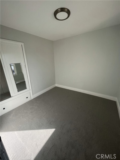 Building Photo - 2006 S Halladay St