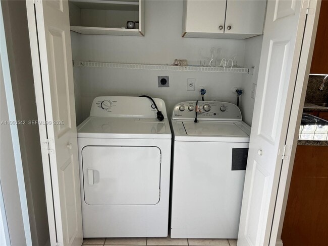 Building Photo - 14225 SW 149th Ave