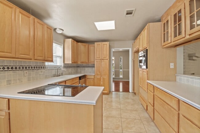 Building Photo - 19514 Whitewood Dr