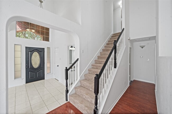 Building Photo - 13623 Country Green Ct