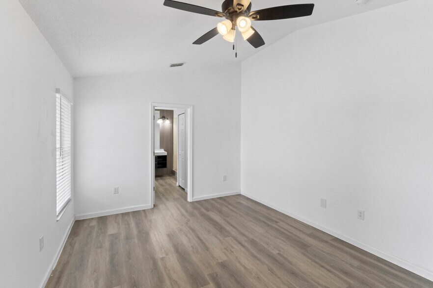 Building Photo - 1601 Perdido Ct