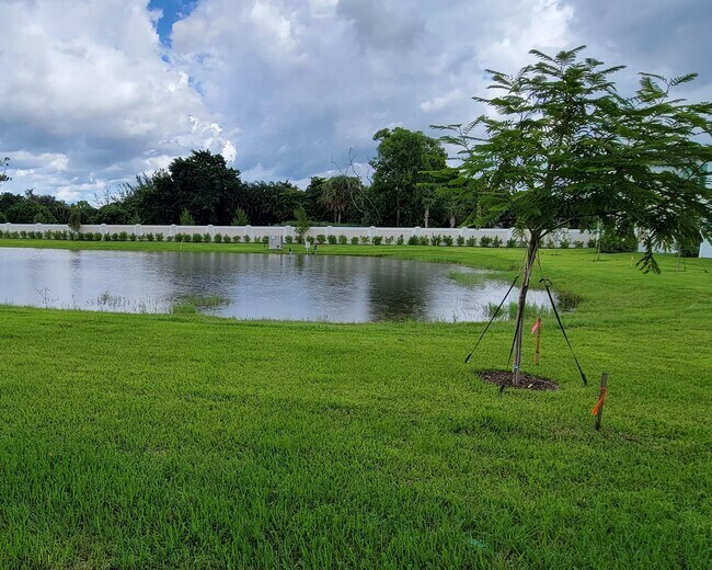 Building Photo - 4946 Navali Dr