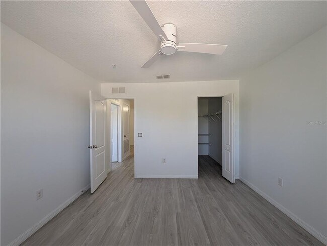 Building Photo - 2203 Chatham Pl Dr