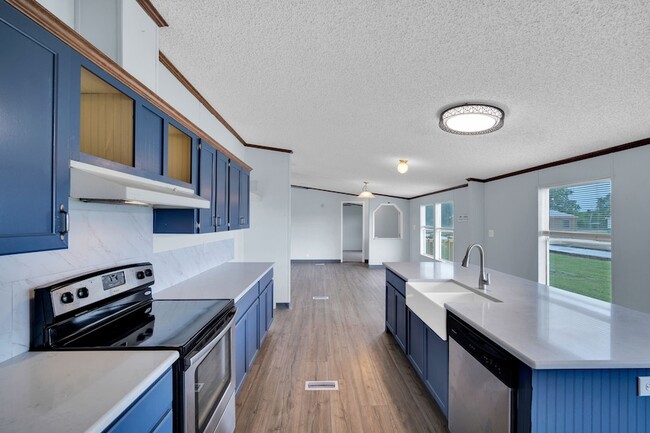 Building Photo - 110 Private Rd