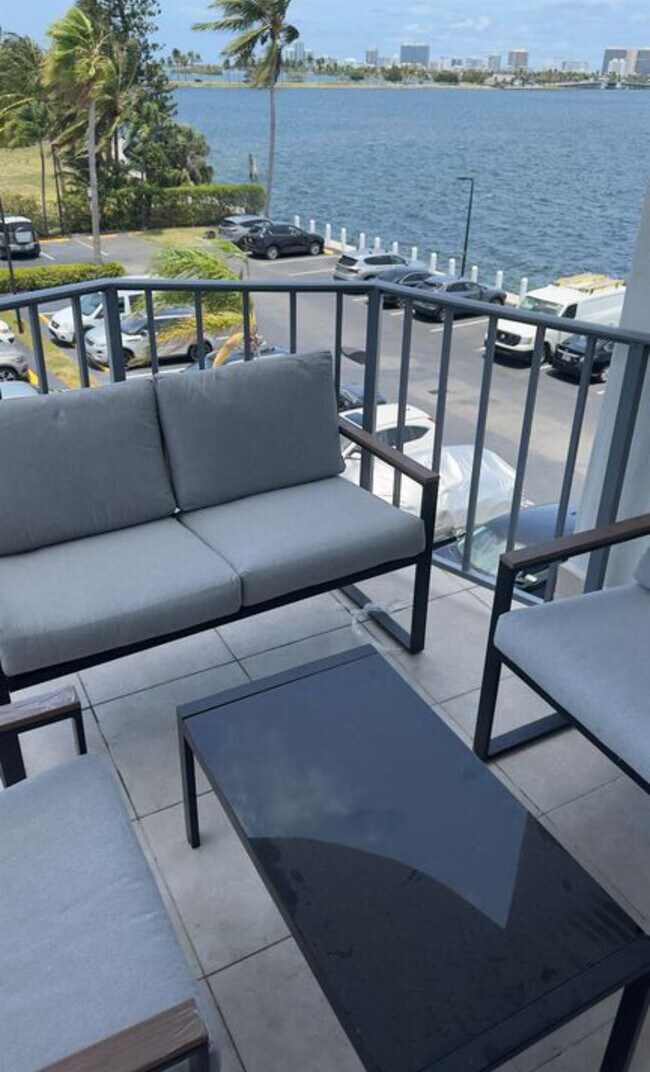 Building Photo - 11930 N Bayshore Dr