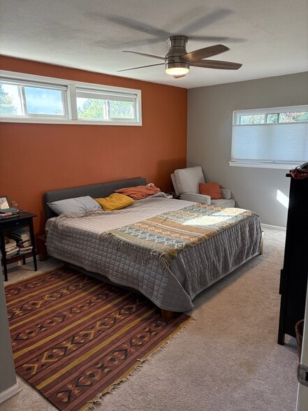 Building Photo - 221 Summit Cir