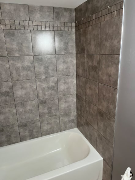 Building Photo - 9926 Haldeman Ave