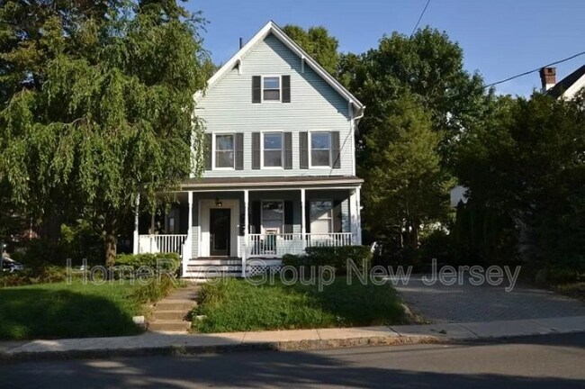 Building Photo - 34 Franklin Ave