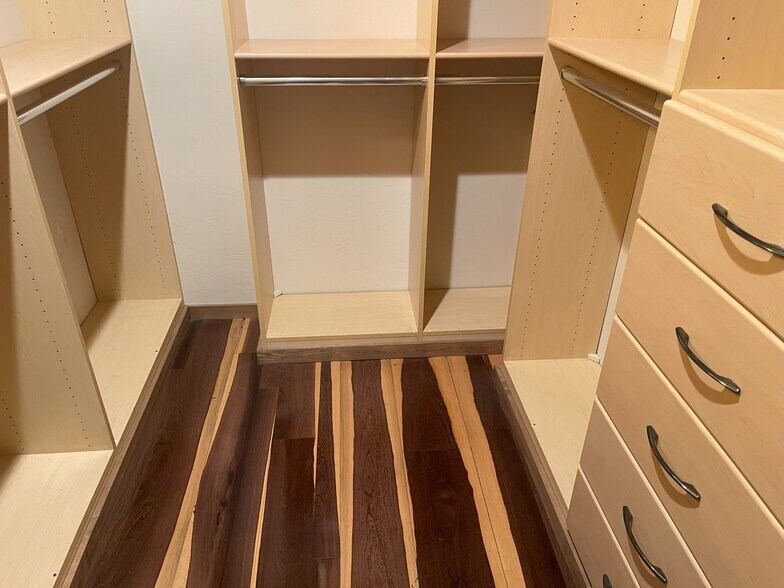 Master Cedar Closet - 1173 Van Nuys St