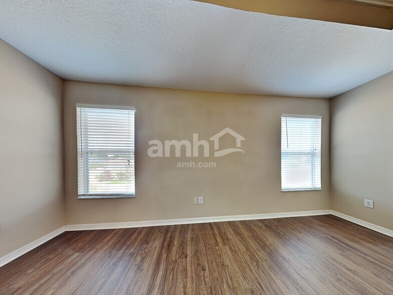 Building Photo - 11228 Madison Park Dr