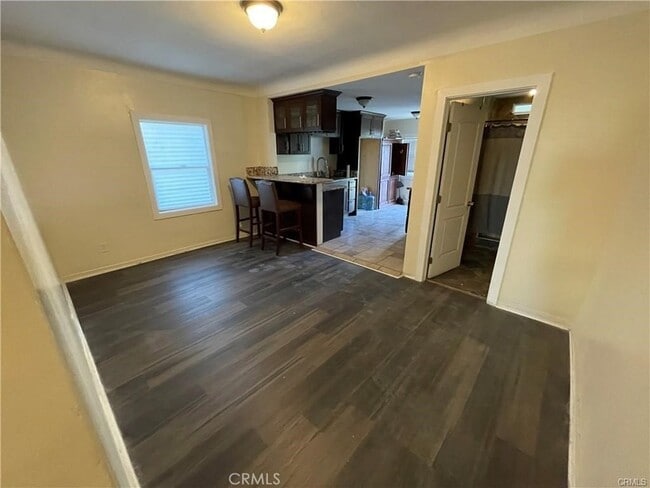 Primary Photo - 1102 N Alma Ave