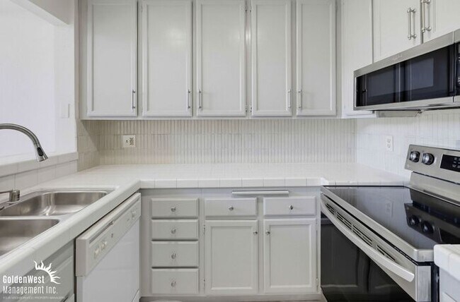 Building Photo - Comfortable 1Bdm and 1Ba Home in El Cajon!