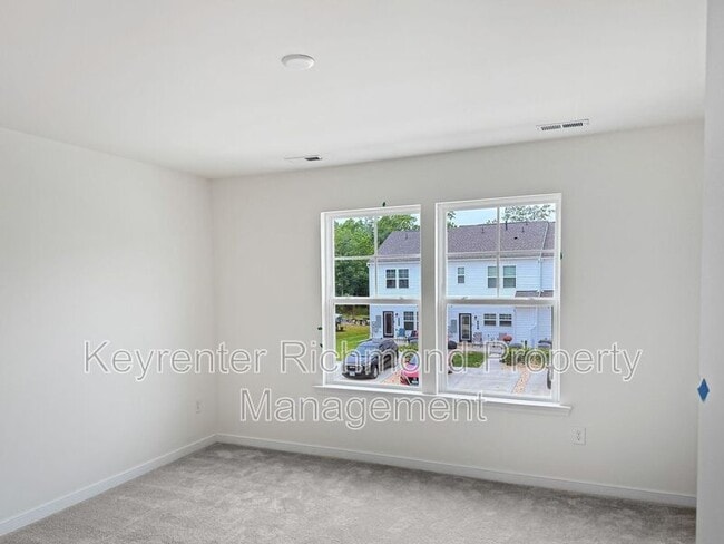 Building Photo - 206 Green Park Rd