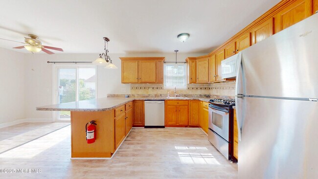 Building Photo - 2006 Bookbinder Ct