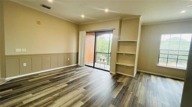 Building Photo - 6149 Metrowest Blvd