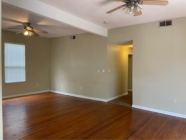 Building Photo - 3321 Napoleon Ave