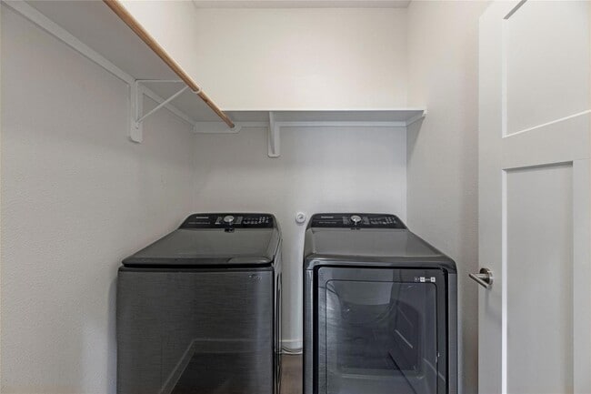 Building Photo - 135 Koele Ct