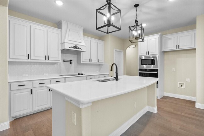 Building Photo - 4434 Verbena St