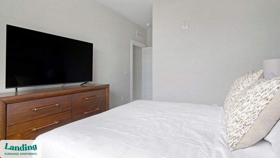 Building Photo - 65 Sentosa Dr