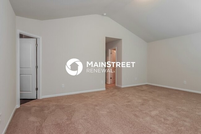 Building Photo - 3 Bedroom Pet-Friendly Home in Zebulon, NC with Main Street Renewal