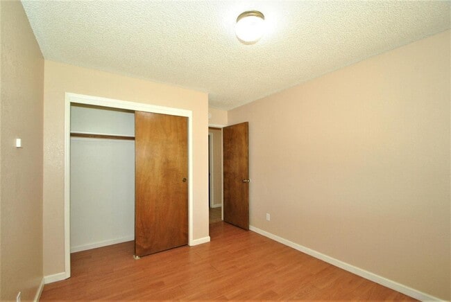 Building Photo - 1161 Filbert Ave