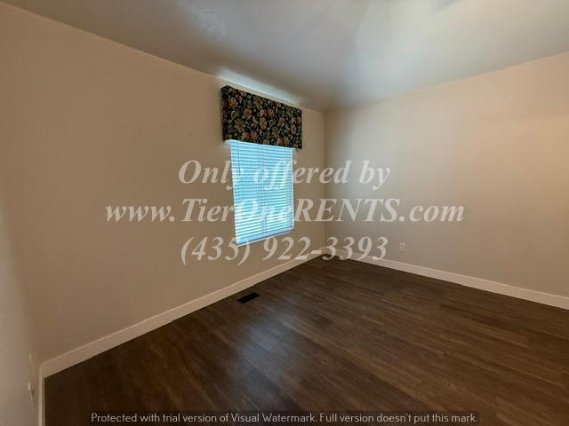 Building Photo - NO DEPOSIT option available for qualified renters!