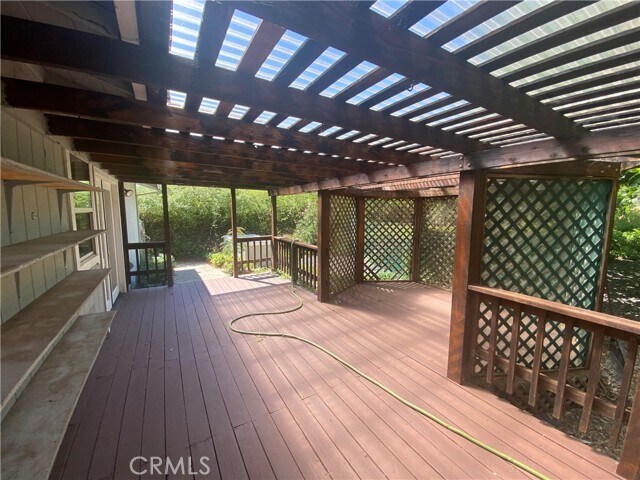 Building Photo - 16756 Greenridge Rd