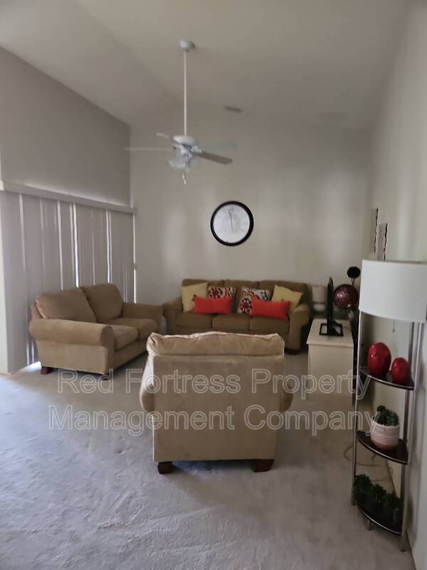 Building Photo - 14977 River Edge Ct