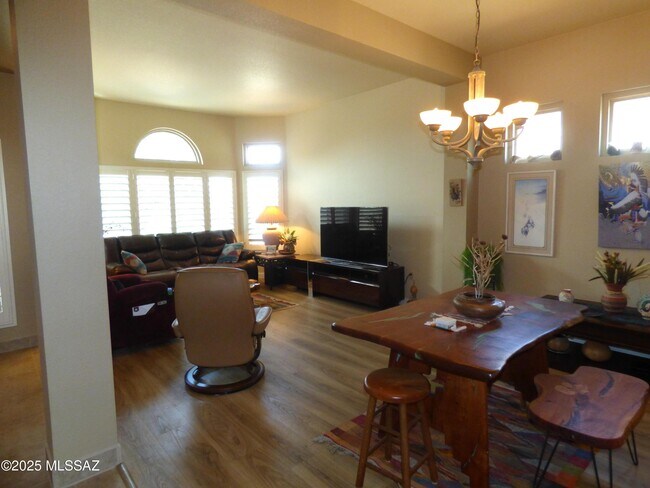 Building Photo - 14274 N Trade Winds Way