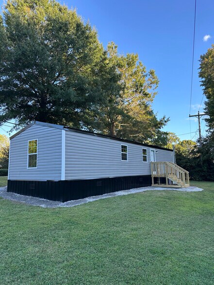 Building Photo - 5281 Old Richmond Rd