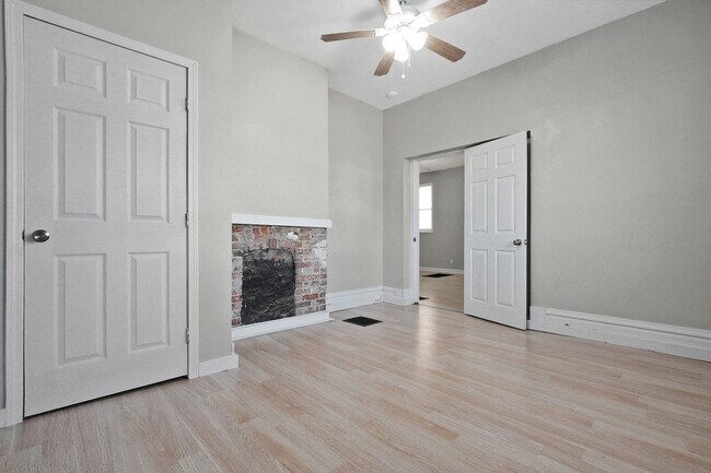 Building Photo - Updated 4-bedroom, 2-bathroom house!