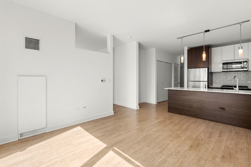 Building Photo - 231 N Garland Ct