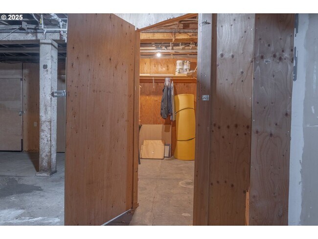 Building Photo - Charming NW Portland 1-Bedroom with Brick Accents & Modern Touches