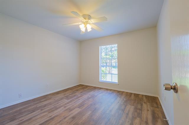 Building Photo - 2733 Leameadow Dr