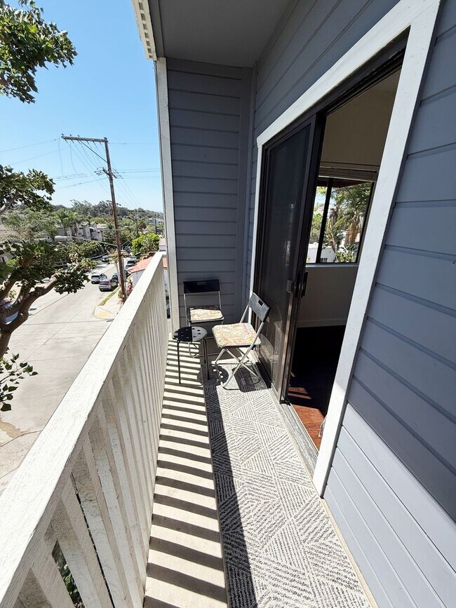 Building Photo - Charming Studio in Prime North Park Locati...