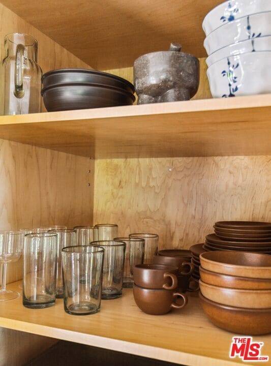 Building Photo - 2055 W Silver Lake Dr