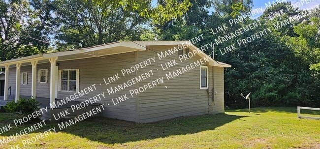 Building Photo - COMING SOON!  RENT TO OWN!  Renovated 3 Be...