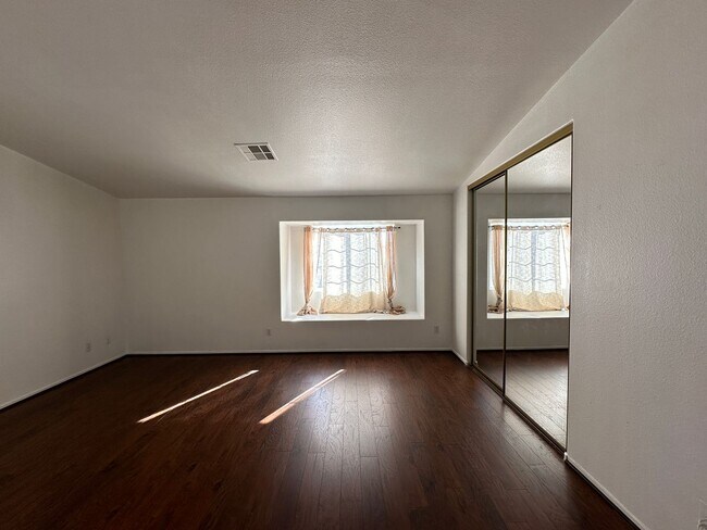 Building Photo - SPRING VALLEY RANCH