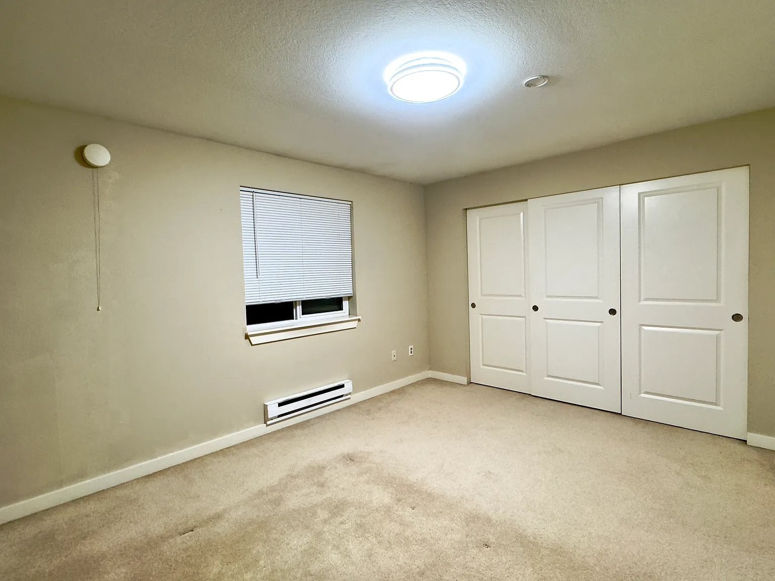 Building Photo - 412 Center Rd